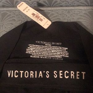 Brand New VS Bikini Panties 😍